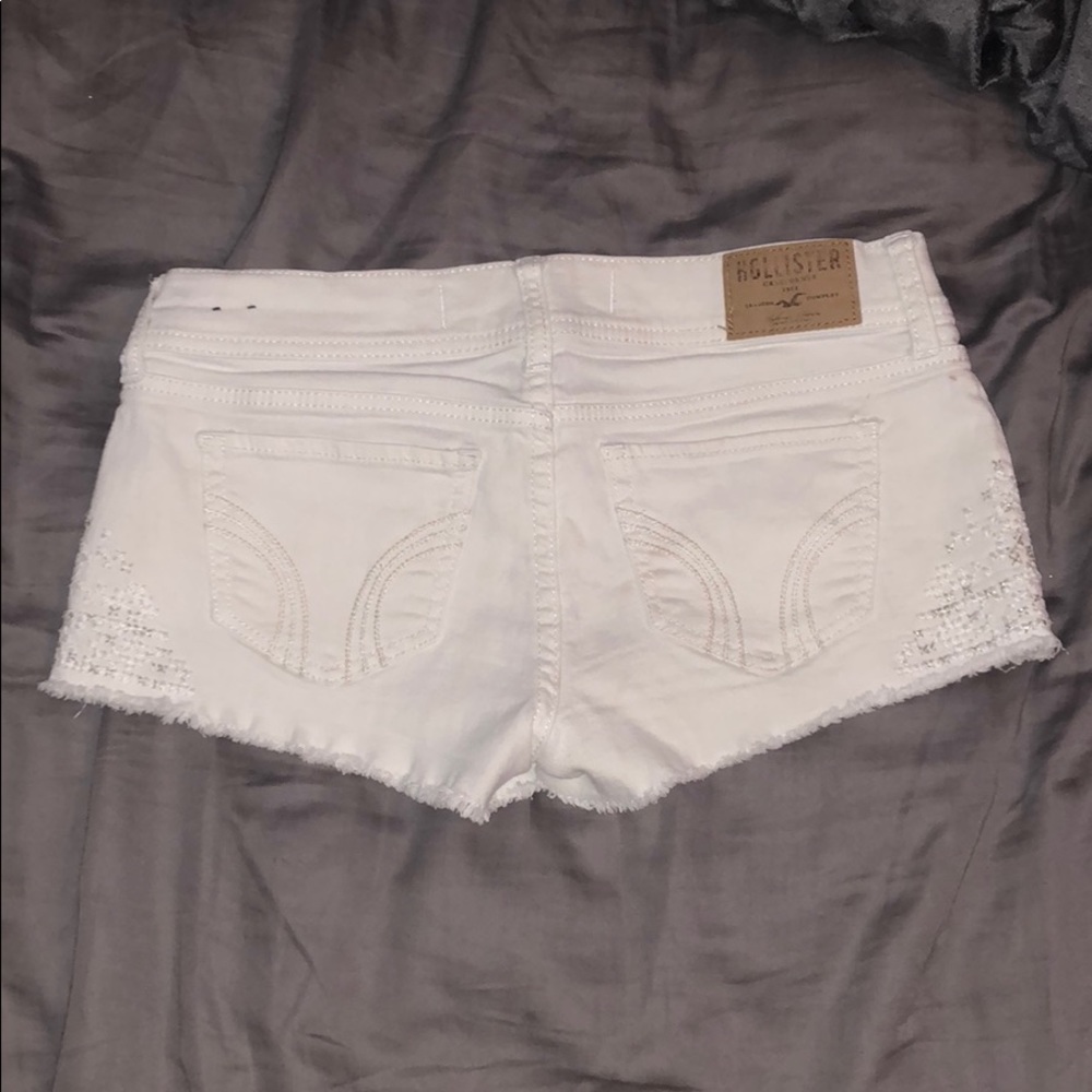 White Hollister short shorts